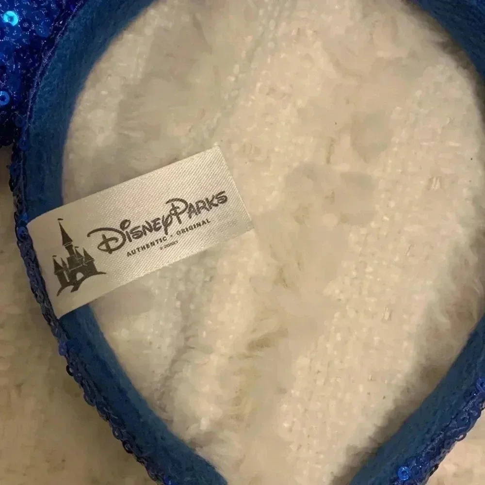 Disney parks blue and white stars miniie